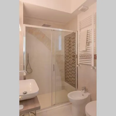 Romantica With Dehors Near San Giovanni Appartement *