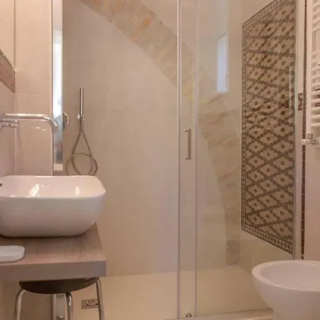 Apartment Romantica With Dehors Near San Giovanni