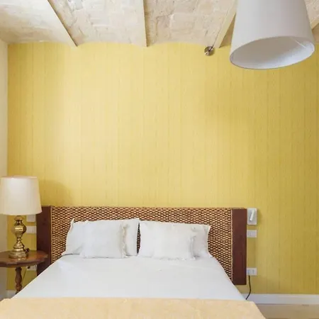 Romantica With Dehors Near San Giovanni *